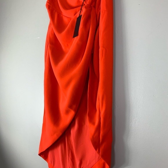 Revolve NBD Kayla skirt - Picture 4 of 5